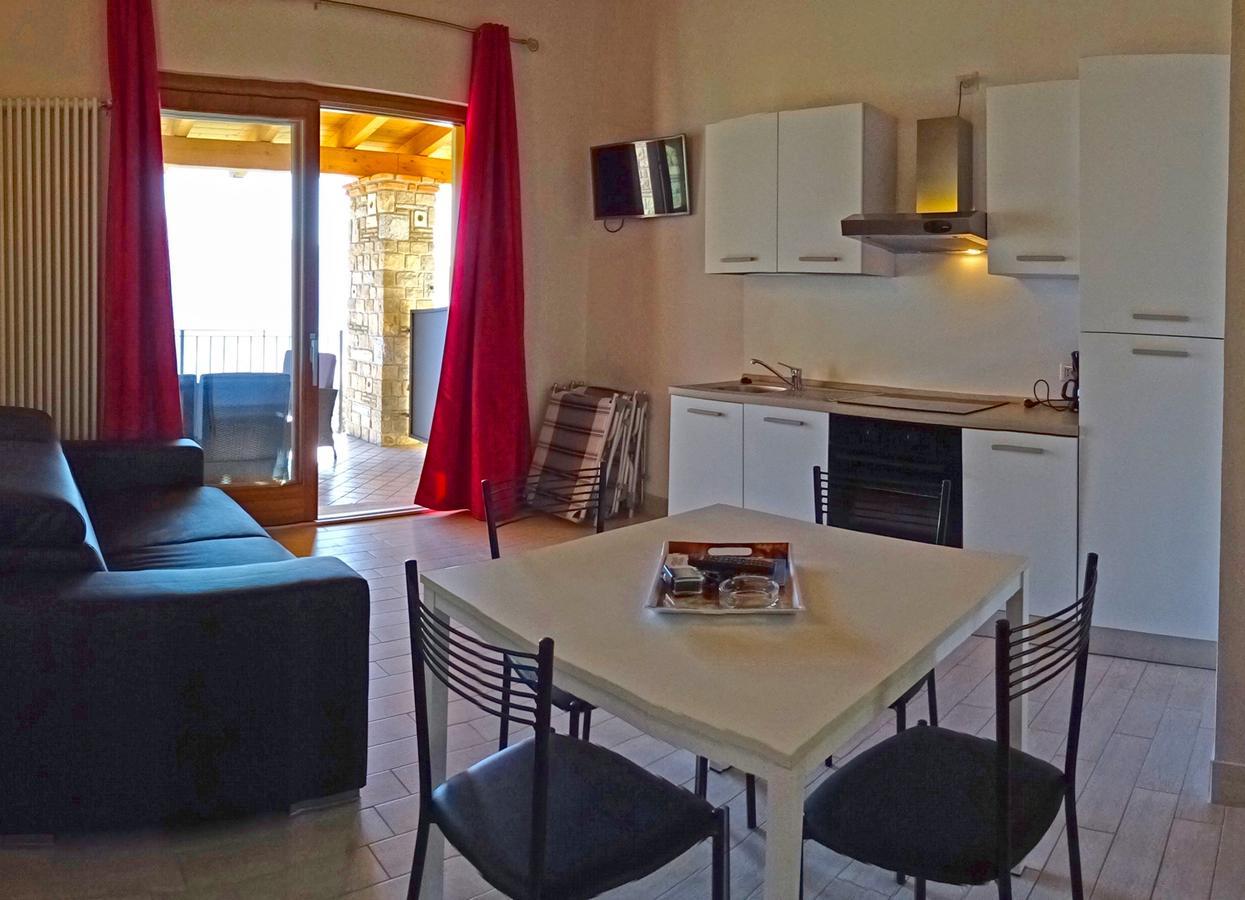 Appartamenti Villa Vagne By Gardadomusmea Tremosine Luaran gambar
