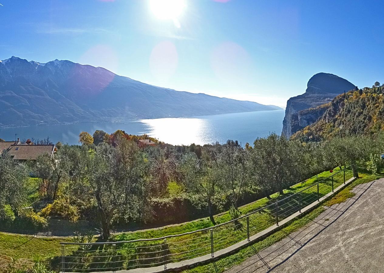 Appartamenti Villa Vagne By Gardadomusmea Tremosine Luaran gambar